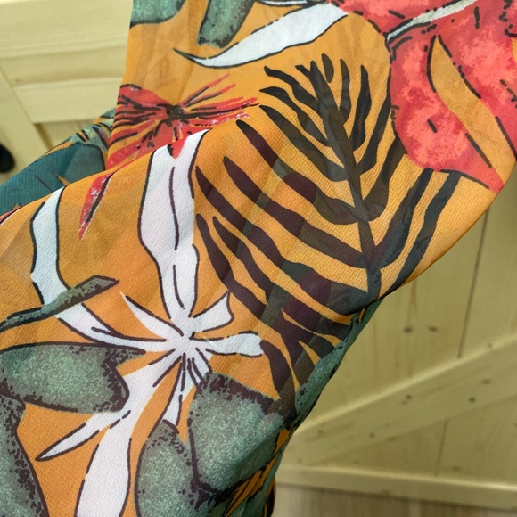 ❤️❤️NWT PrettyLittleThing Wide Leg Multicolor Palm Leaf Tropical Swim Coverup - Picture 3 of 11